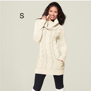 Venus wife neck sweater dress